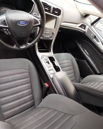 Ford Mondeo cena 71900 przebieg: 69000, rok produkcji 2019 z Przemyśl małe 79